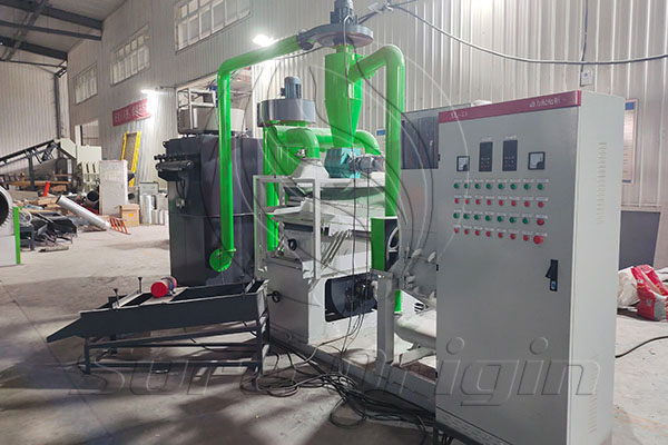 Clientes indios visitaron la fábrica de Sure Origin Machine