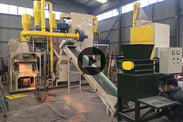 300kg per hour pcb board recycling machine