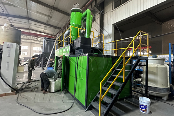 Los equipos de reciclaje de placas de circuito impreso de Sure Origin Factory atraen a una gran cantidad de visitantes extranjeros